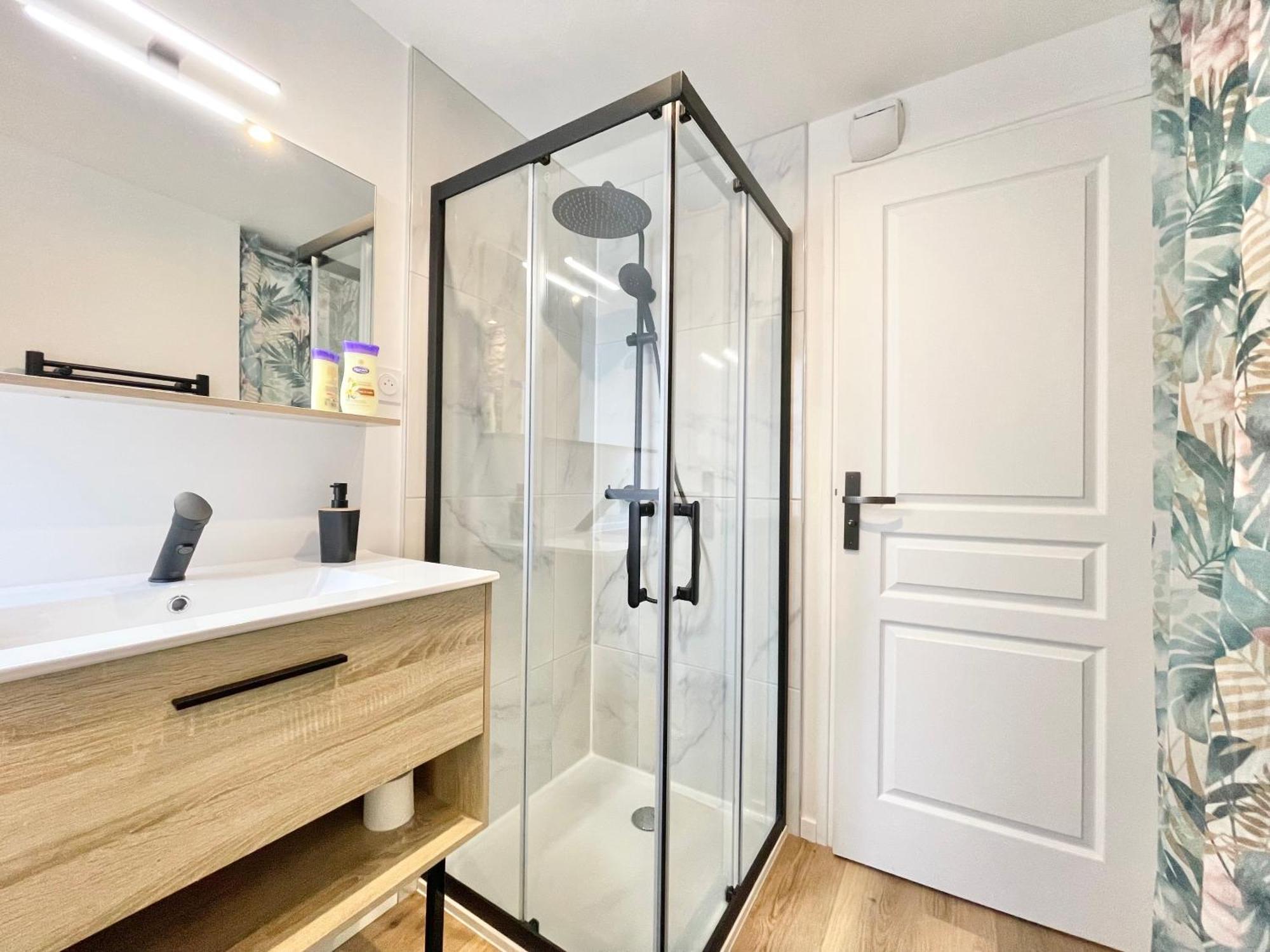 Apartment Le Calloch 1g - Wifi - Parking Facile - Gare Quimper